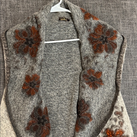 LOLA Made in Italy Wool Cape Cardigan Boho Floral Felted Shawl Coat Oversized - Picture 2 of 5